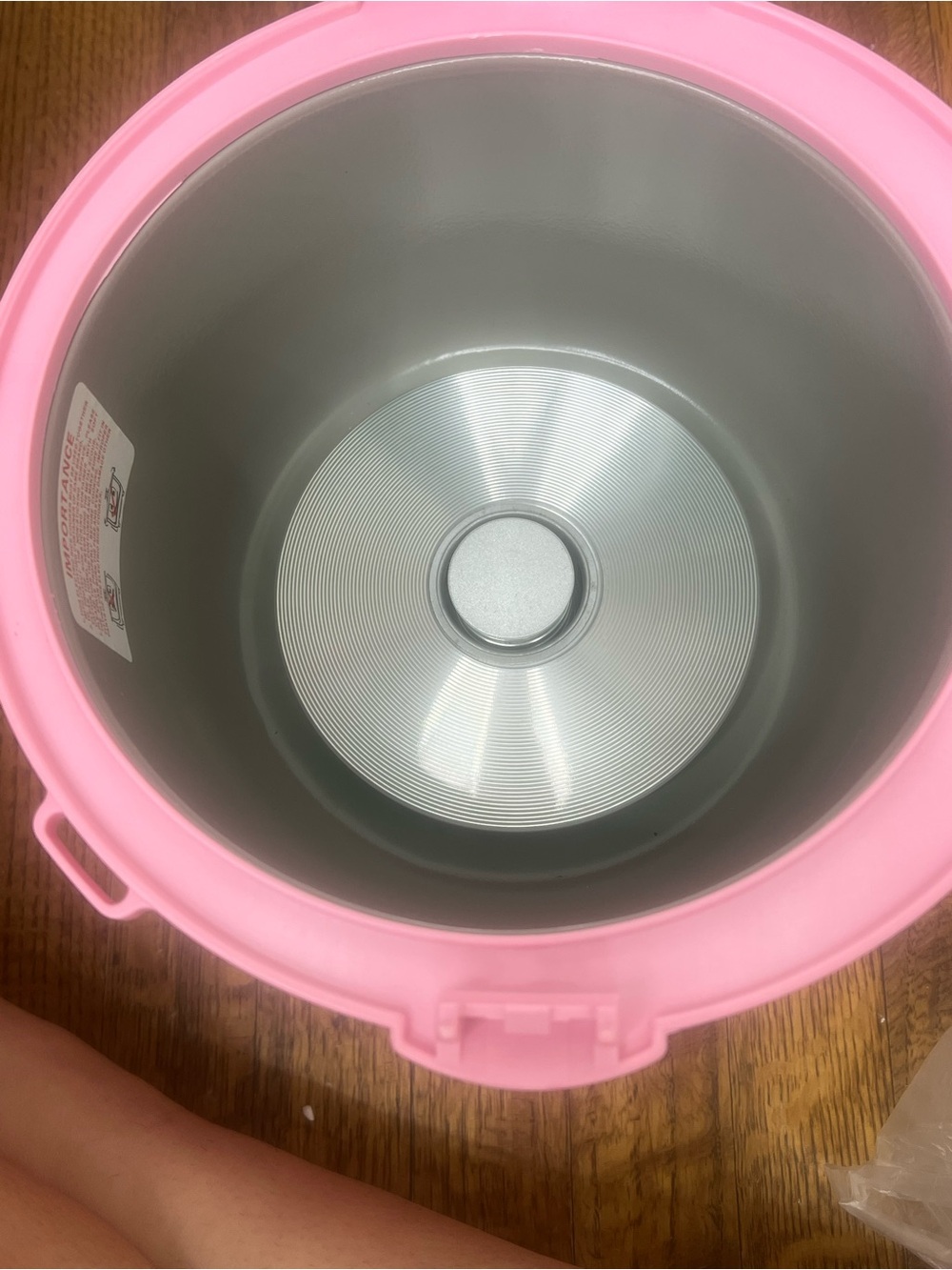 Hello Kitty 1.5QT Rice Cooker - Picture 7 of 12